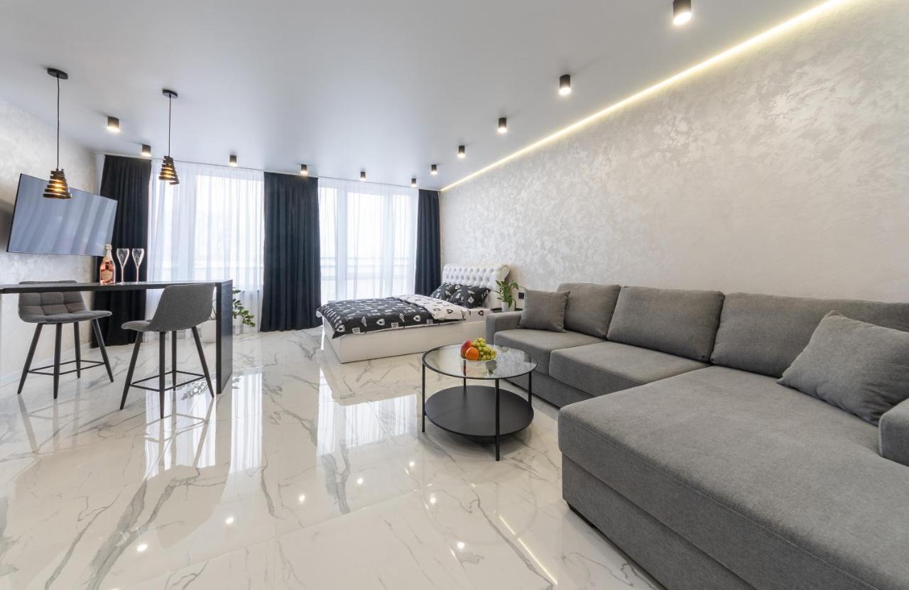 Лучшие Апартаменты На 2 Этаже В Жк Seven Kiew Exterior foto